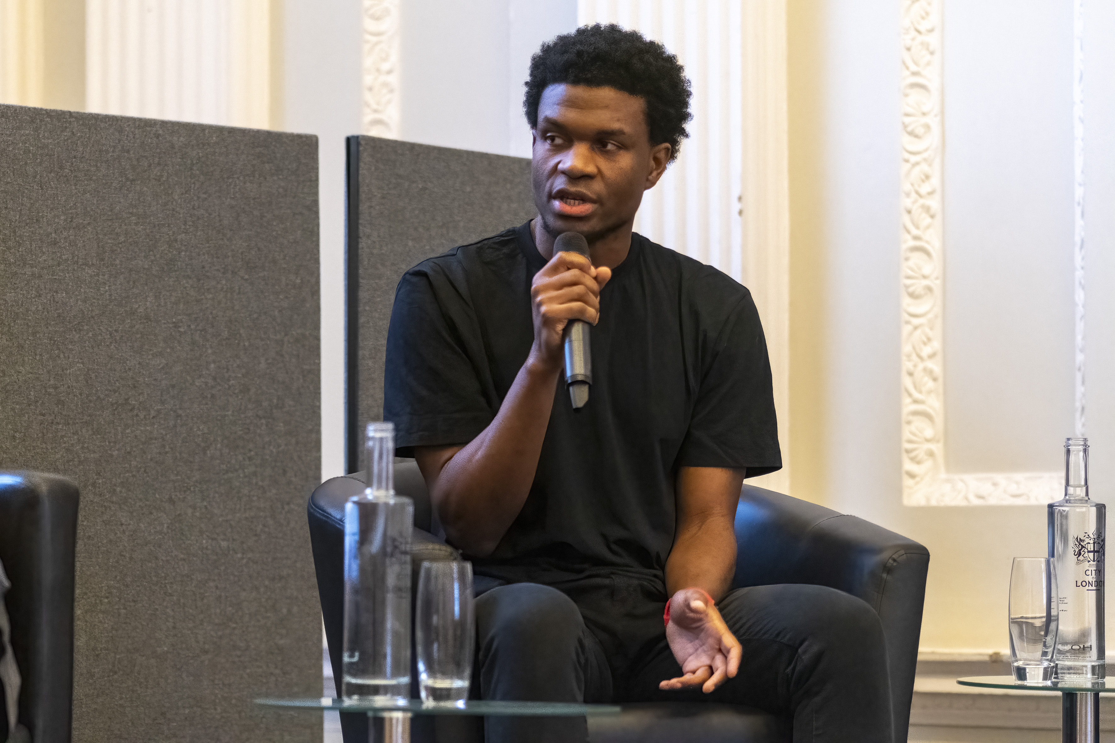 Timi Merriman-Johnson speaking at the Mansion House event