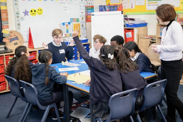 A National Numeracy volunteer classroom session